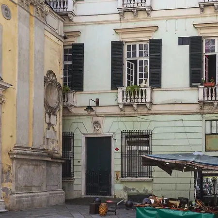 Appartamento Wood And Stone In The Historical Center Genova